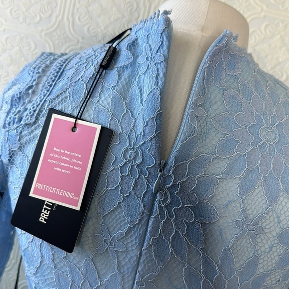 PrettyLittleThing | Dusty Blue Long Sleeve Lace Bodycon Dress - Picture 11 of 17